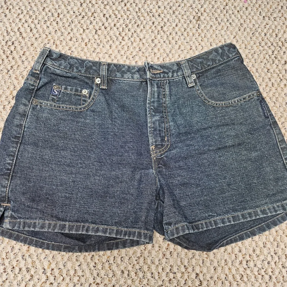 Silver Jeans Co Dark Wash‎ Denim Shorts Womens 32 L5589TBWS